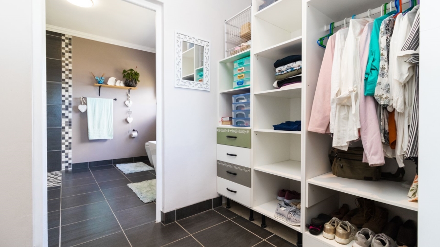 3 Bedroom Property for Sale in Berghof Western Cape